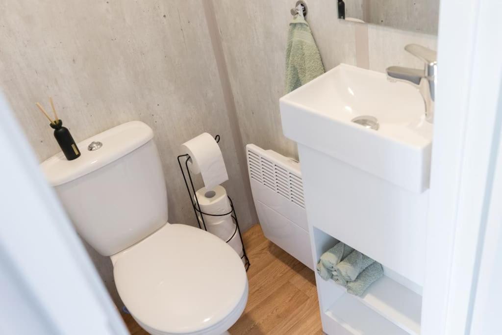 Gemuetliches, Voll Ausgestattes Tiny House Apartment Vilseck Exterior foto
